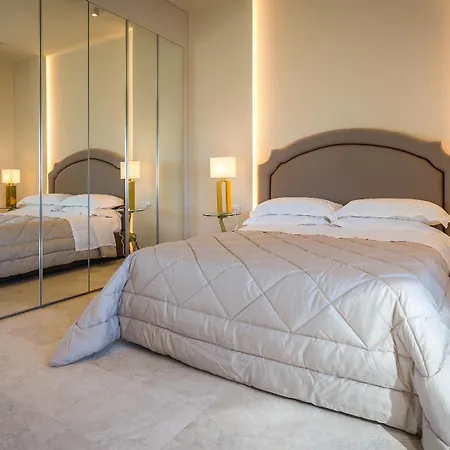 3 Bedrooms Unique View On Florence With Large Jacuzzi