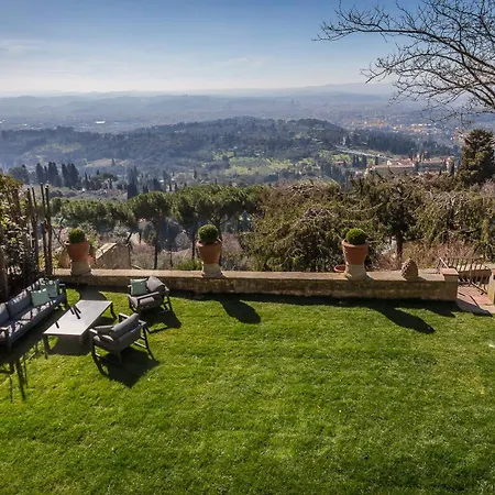 3 Bedrooms Unique View On Florence With Large Jacuzzi